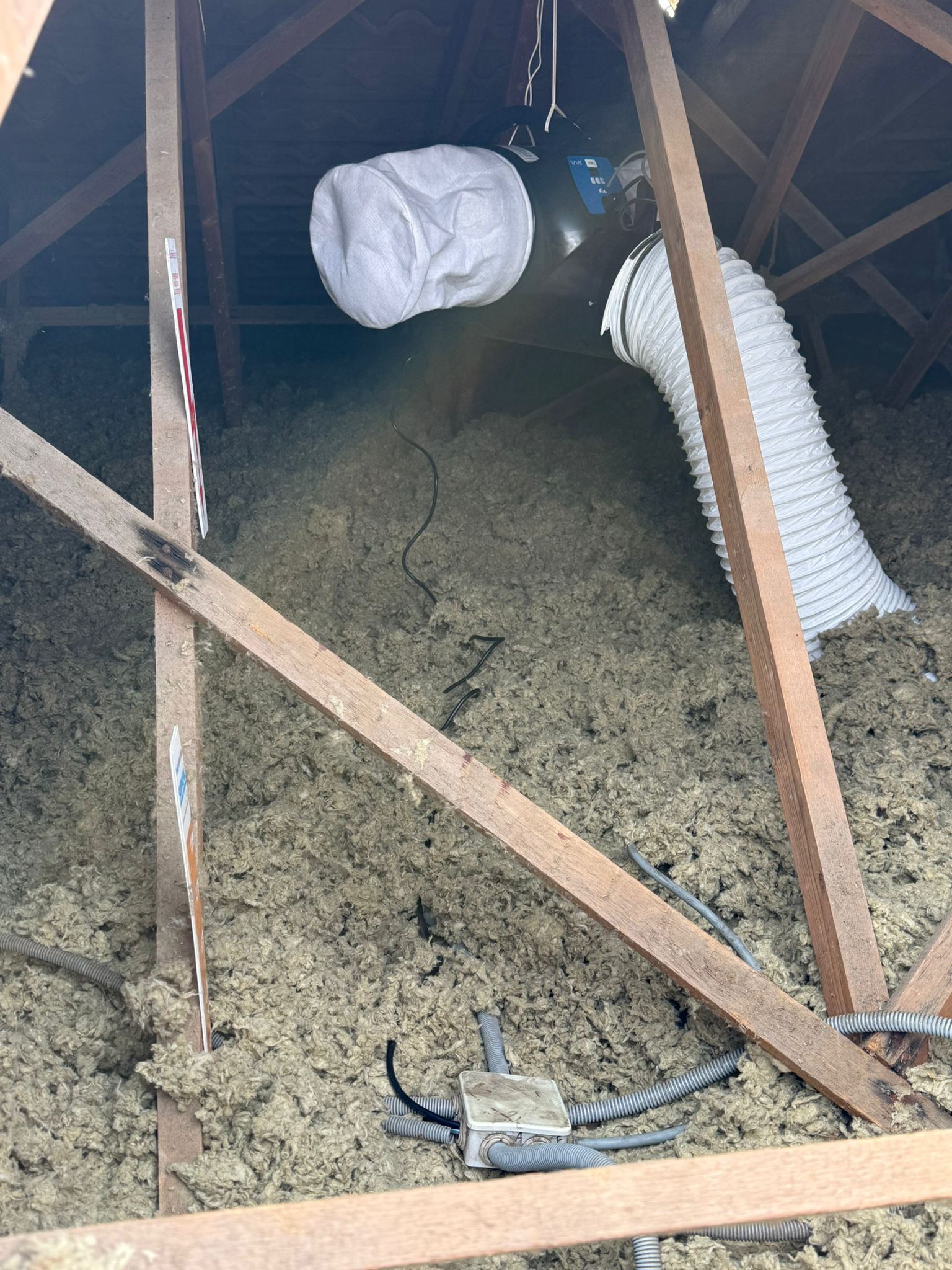 Installation VMI dans des combles à Lormont